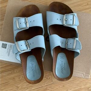 Clearance sale! Light Blue Sandals, real leather, size us 9, eur 39